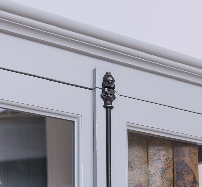 vitrine-cremone-largeur-110cm-pin-massif-personnalisable-lokimob-LM552-L075A-7