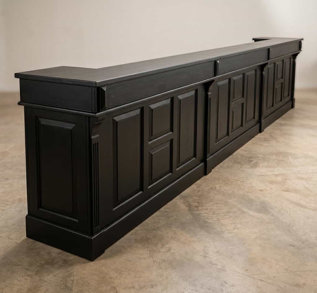Grand comptoir vintage 510 cm en pin massif noir